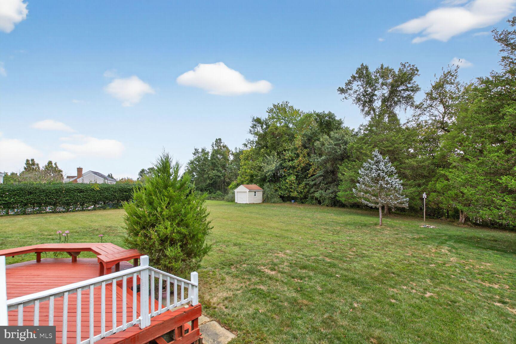 ESWORTHY PARK - Residential