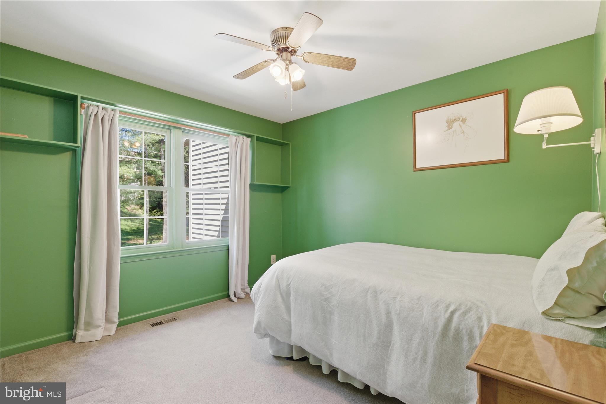 MIDDLEBRIDGE - Residential