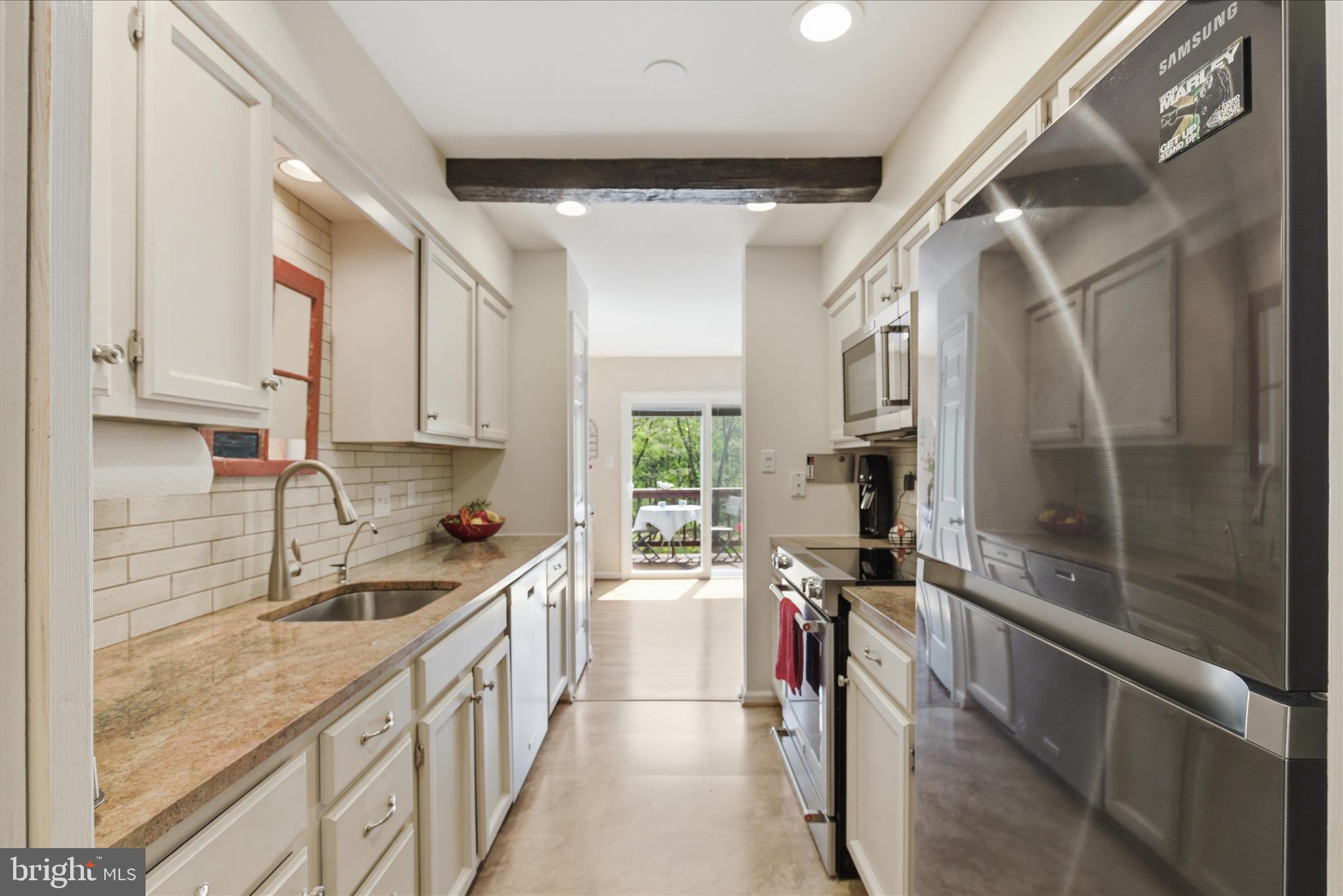 MIDDLEBRIDGE - Residential