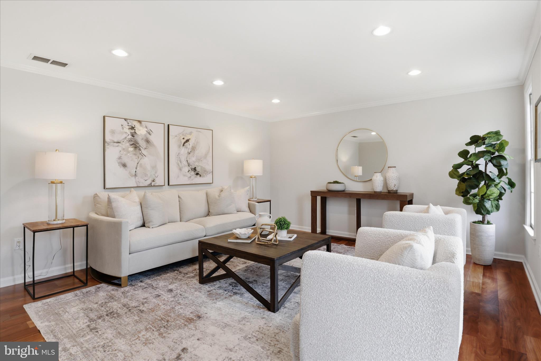 LAWYERS NORTH - Residential