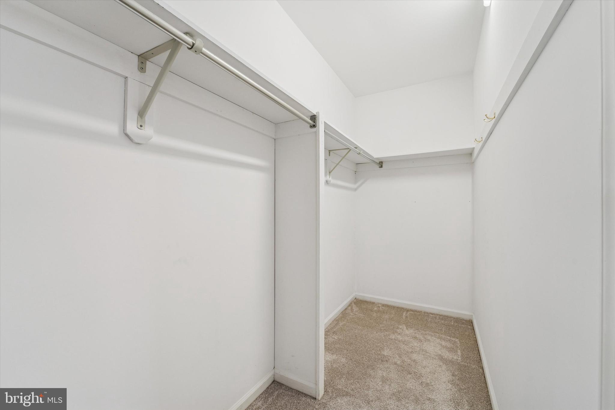 SPRINGHILL FARM - Residential