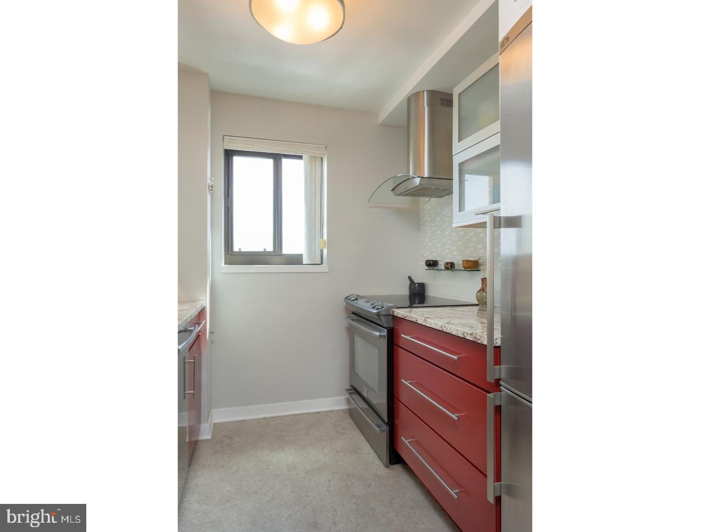 1420 LOCUST STREET 29R