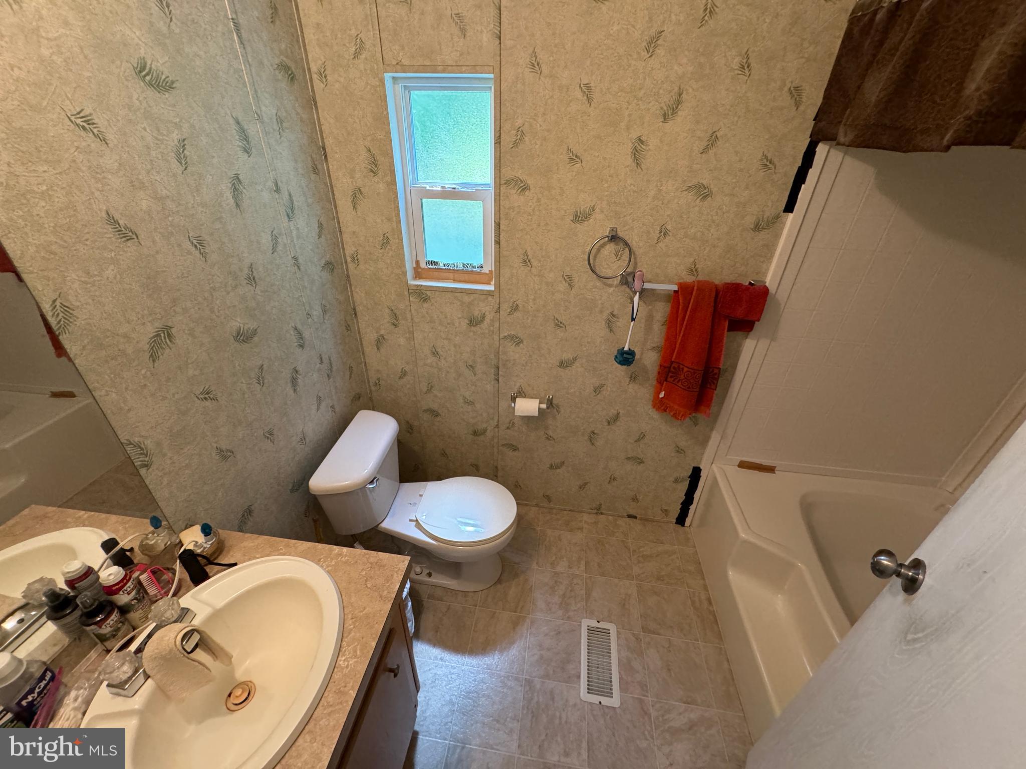 HEMPFIELD HILL ESTATES - Residential