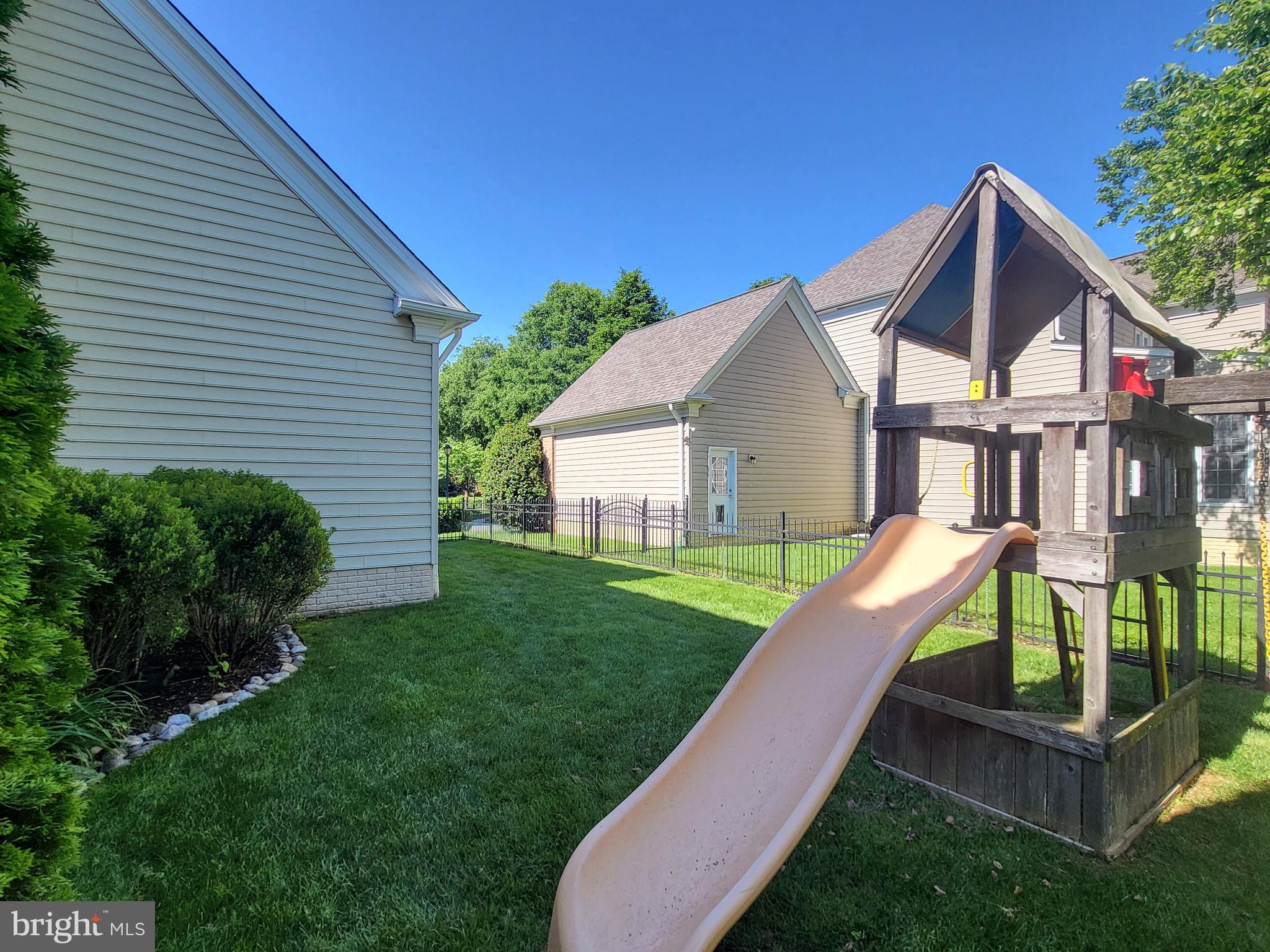 FALLSGROVE - Residential