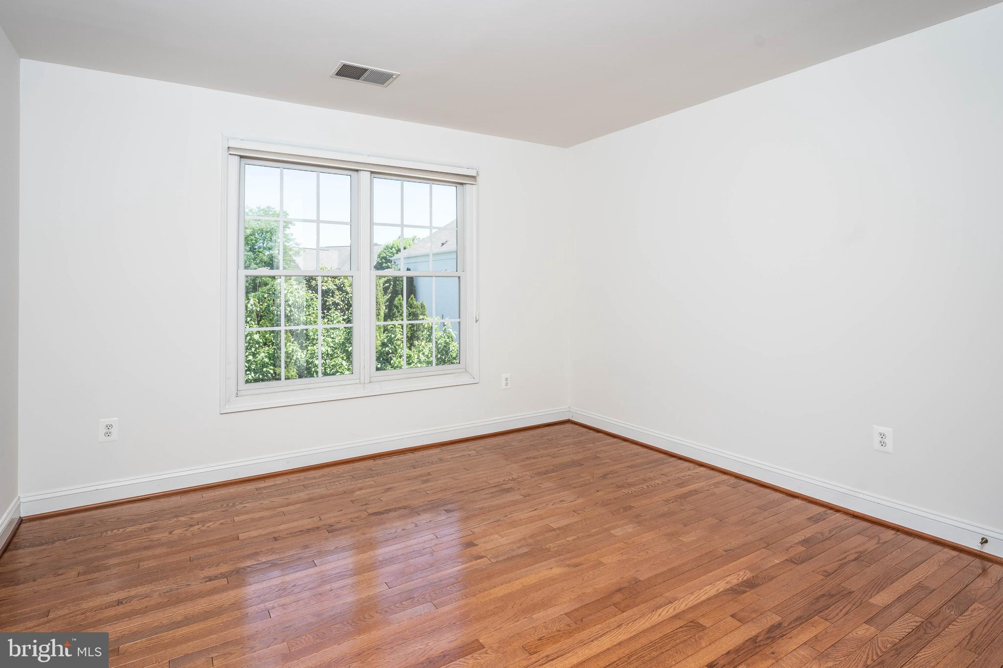 FALLSGROVE - Residential