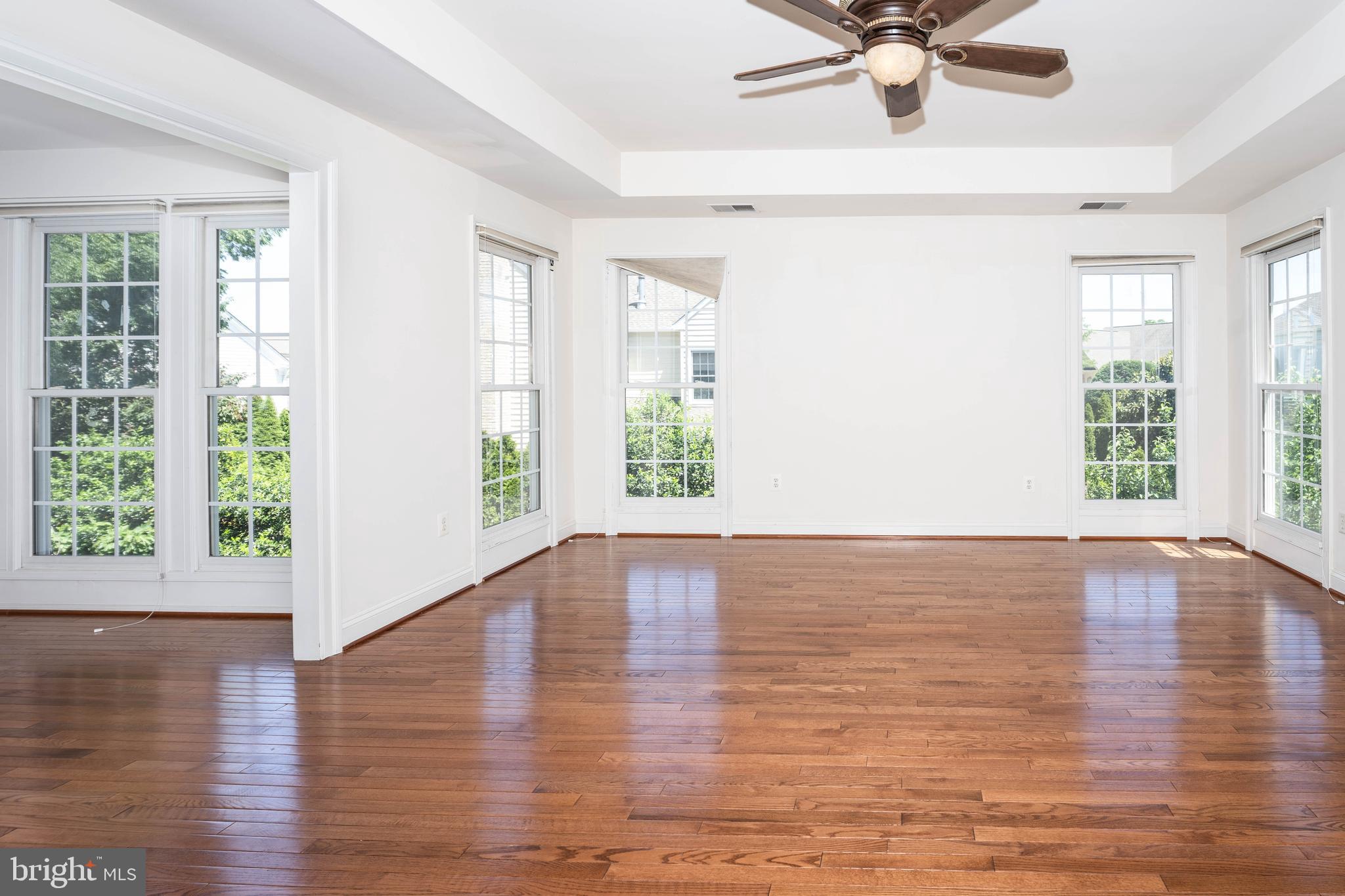 FALLSGROVE - Residential