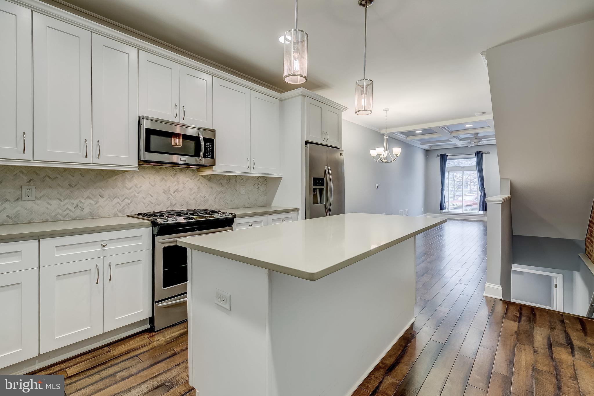 HIGHLANDTOWN - Residential Lease