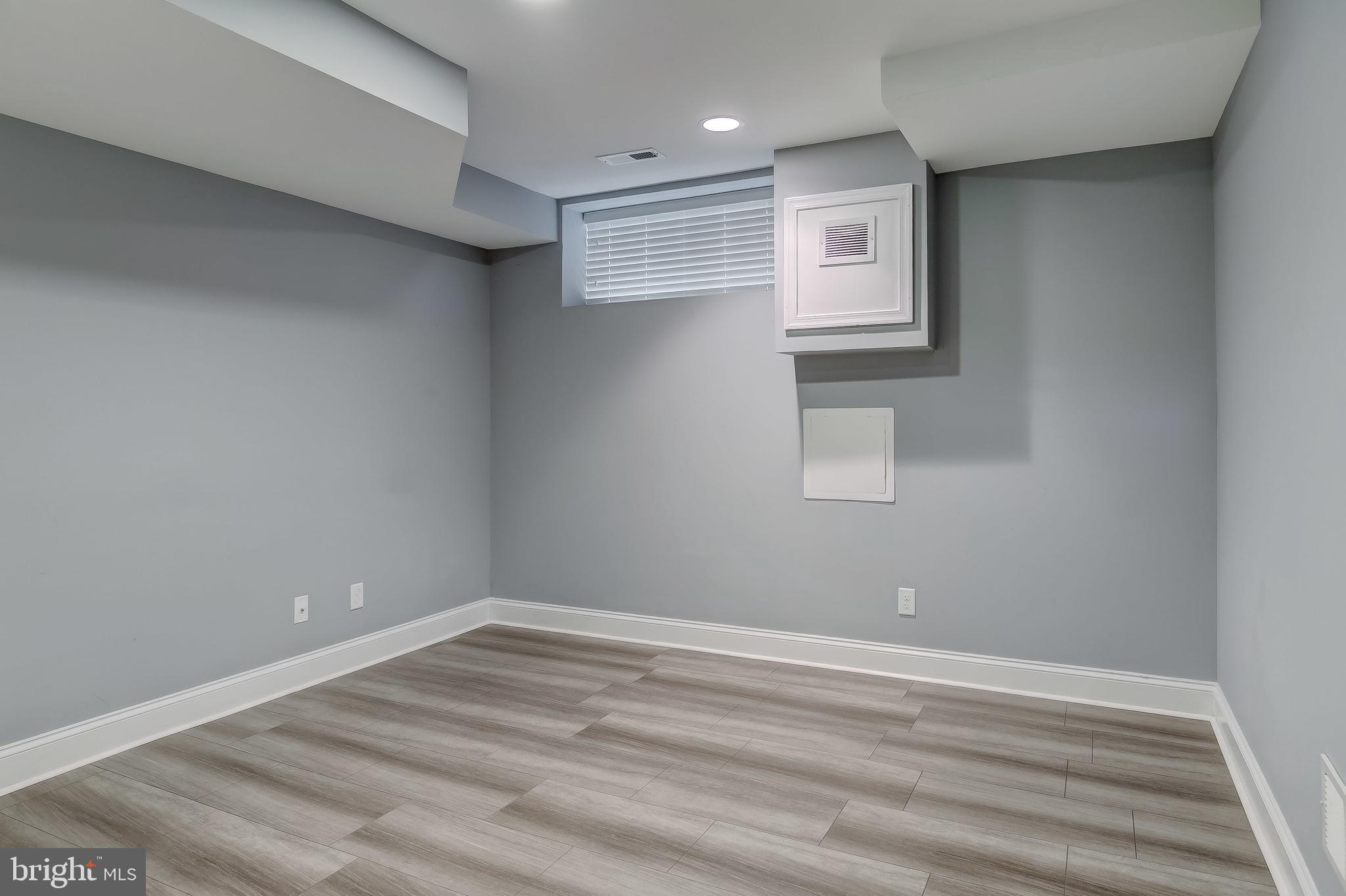 HIGHLANDTOWN - Residential Lease