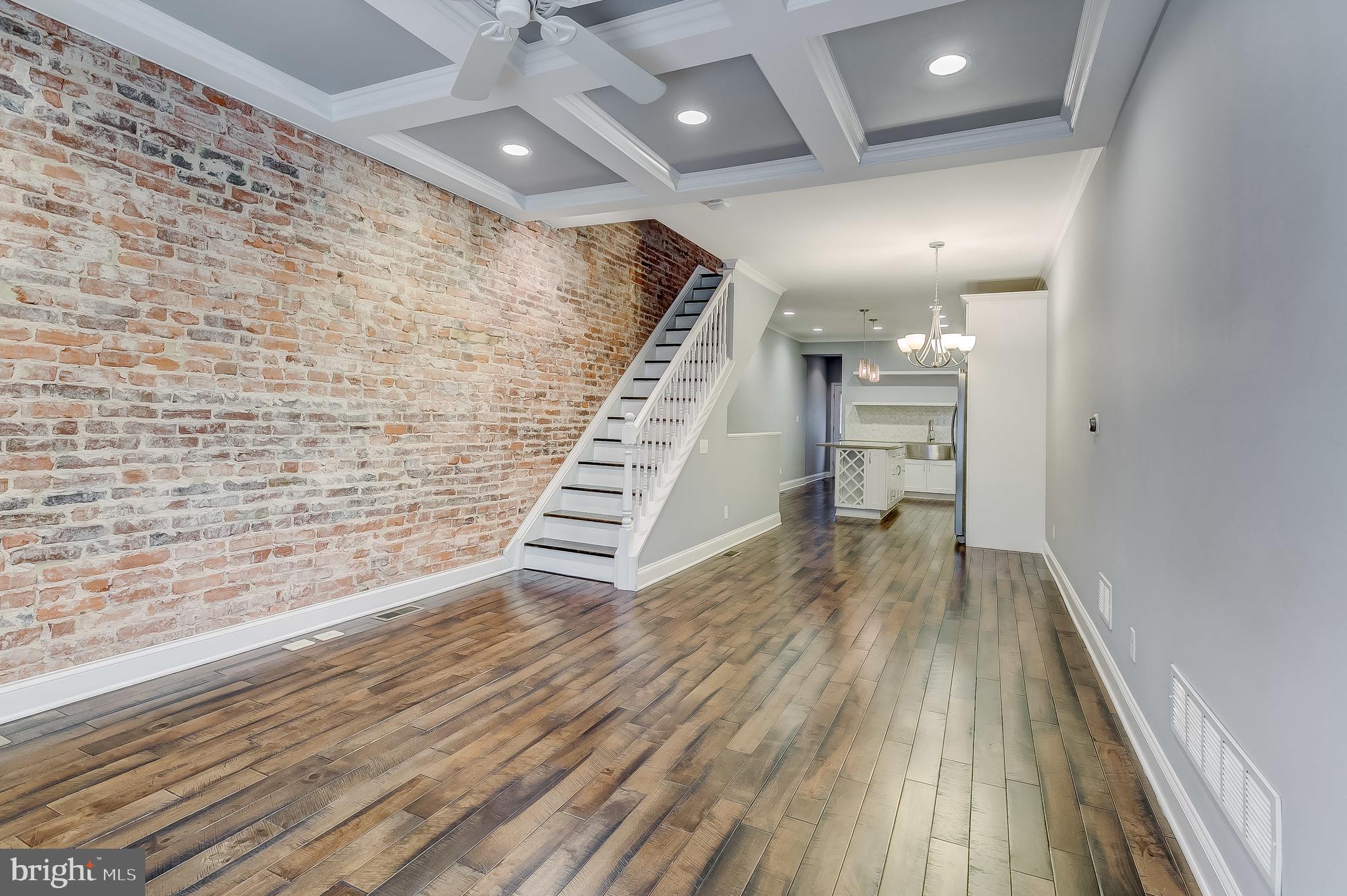HIGHLANDTOWN - Residential Lease