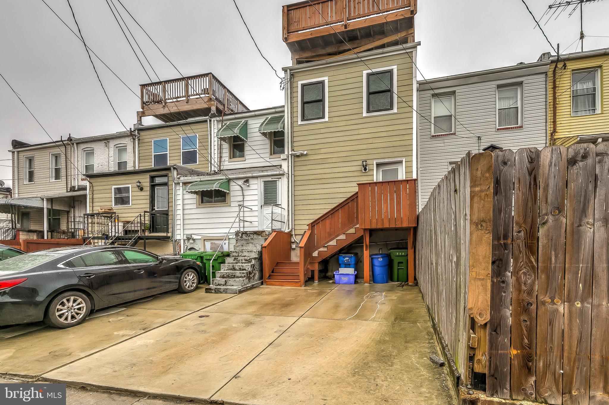 HIGHLANDTOWN - Residential Lease