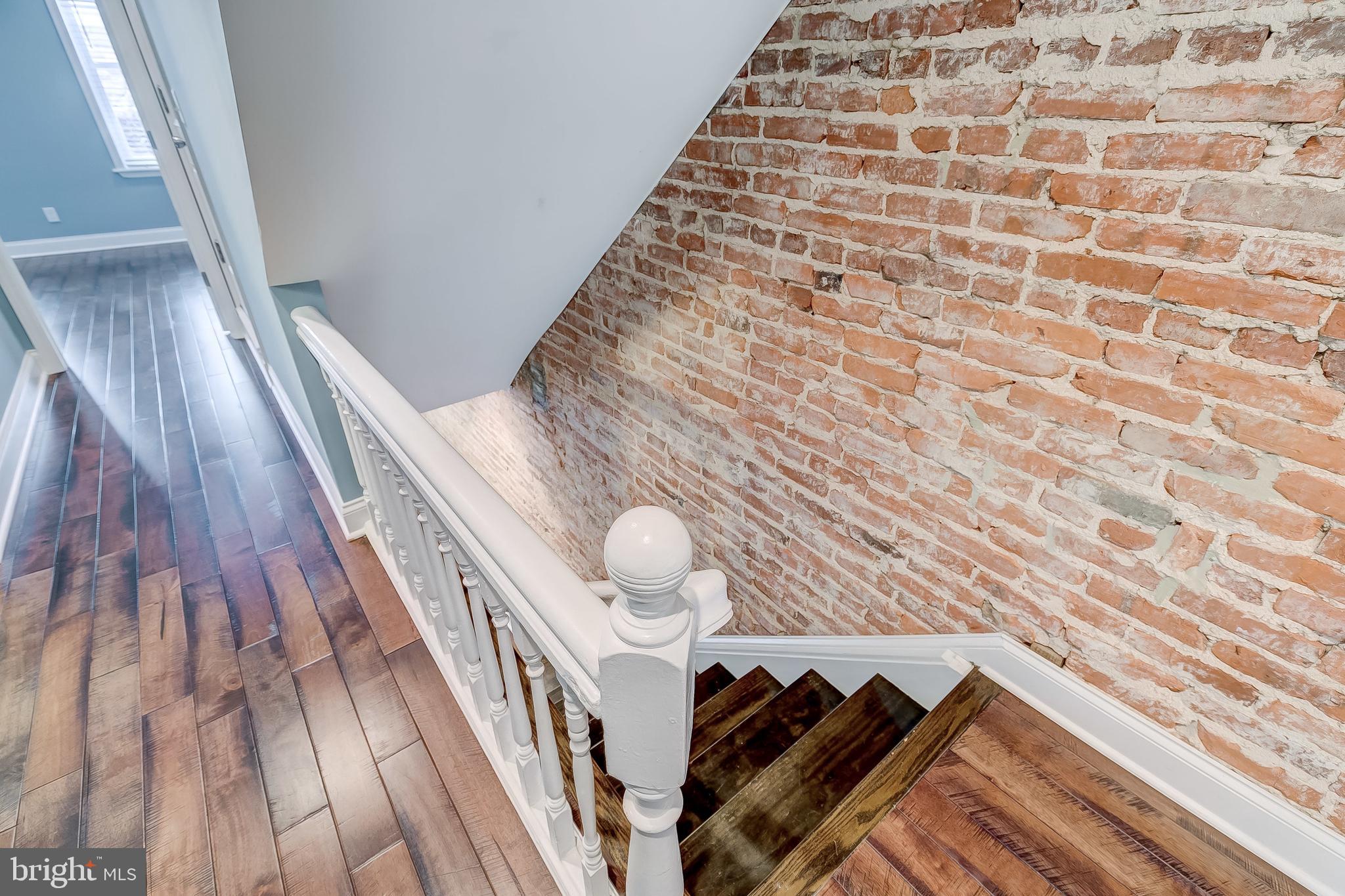 HIGHLANDTOWN - Residential Lease