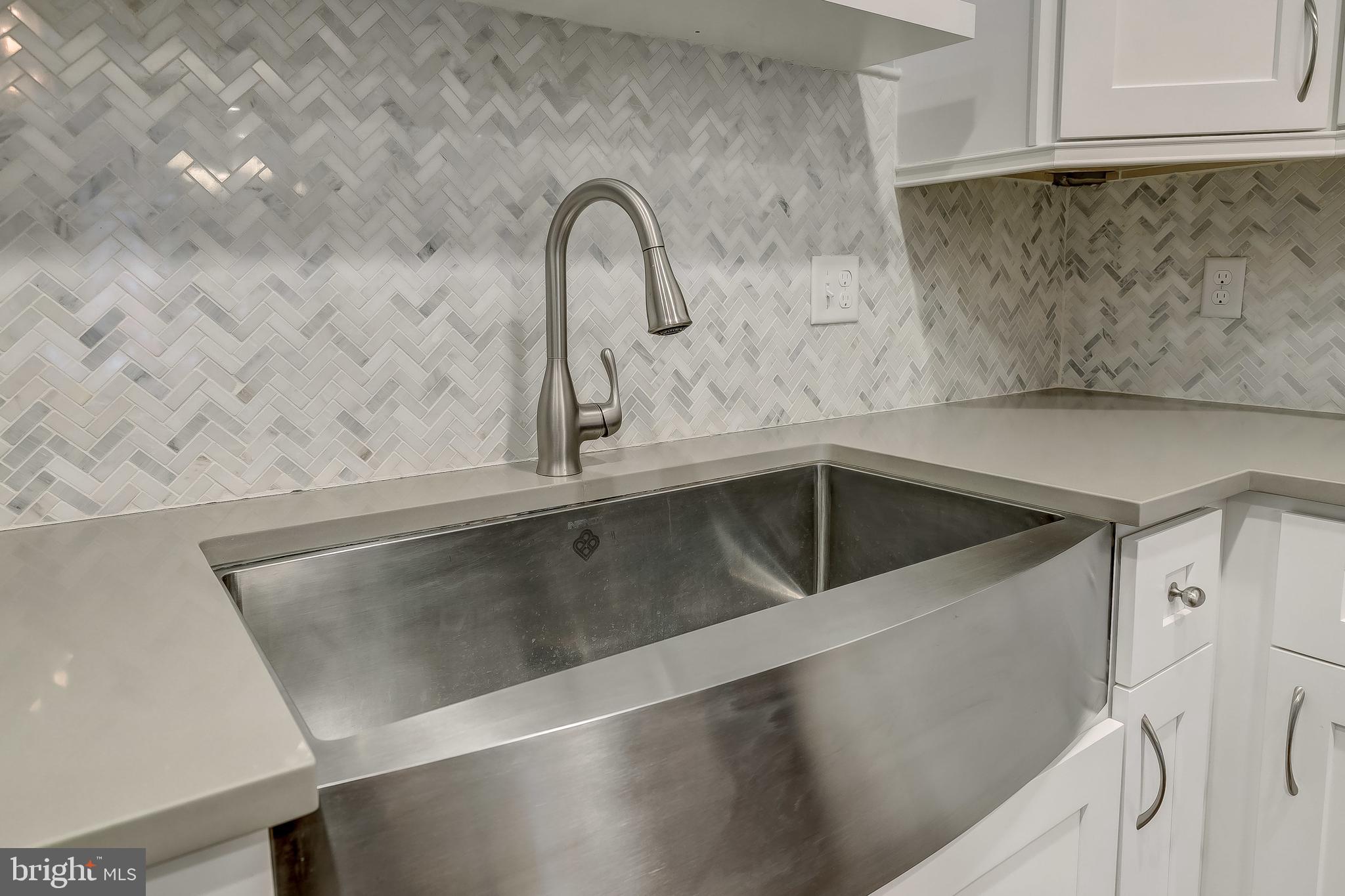 HIGHLANDTOWN - Residential Lease