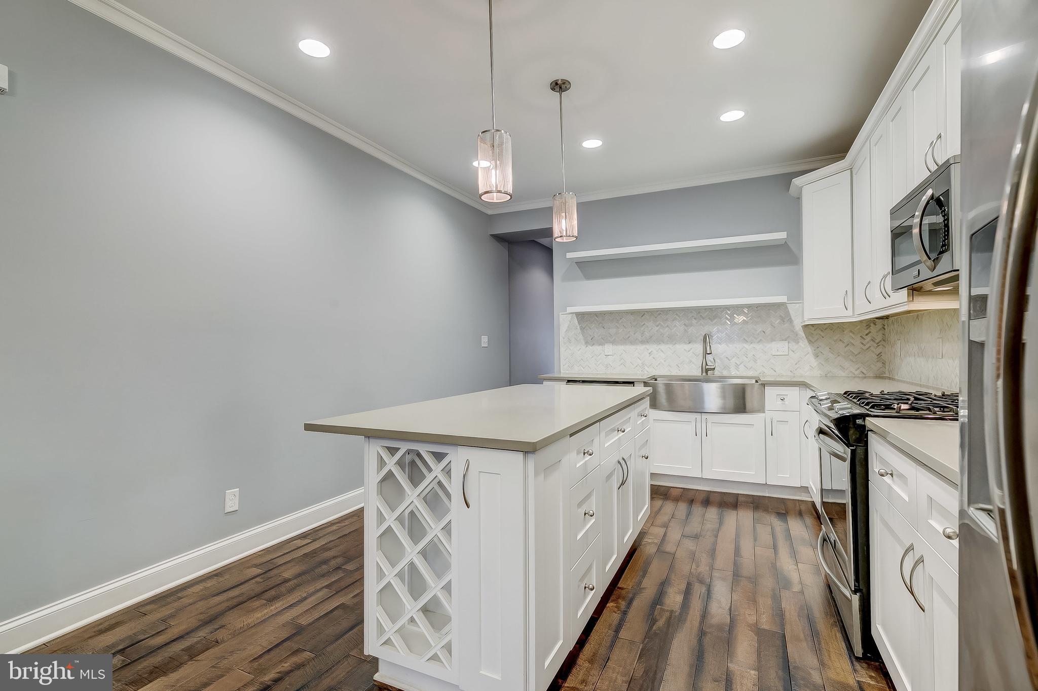 HIGHLANDTOWN - Residential Lease