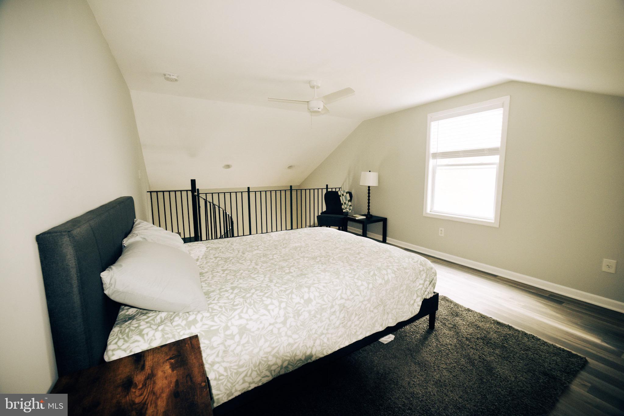 NORTH KENSINGTON - Residential