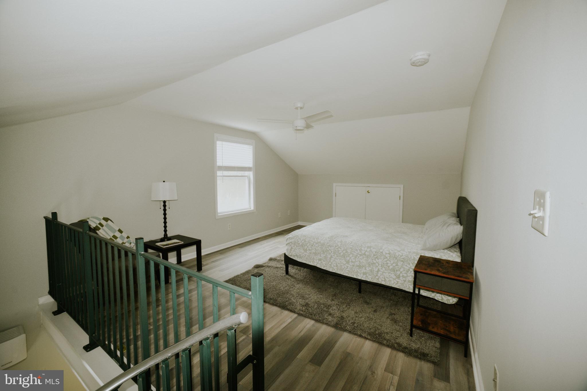 NORTH KENSINGTON - Residential