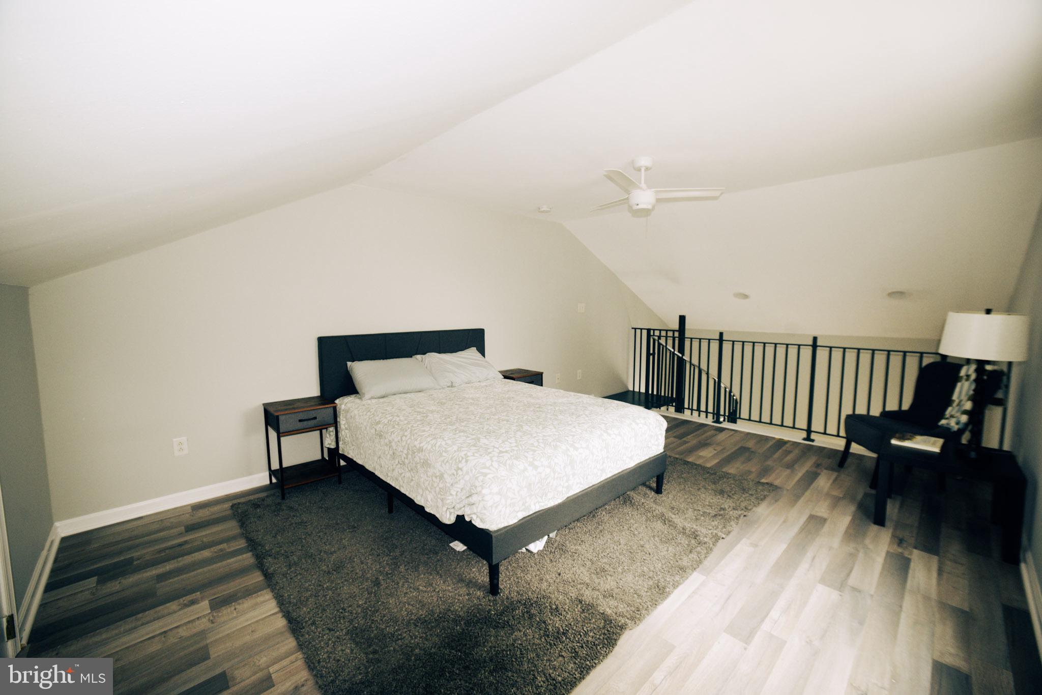 NORTH KENSINGTON - Residential