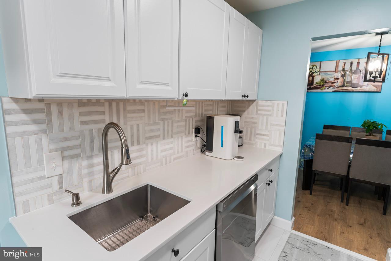 5913 MAYFLOWER COURT 101