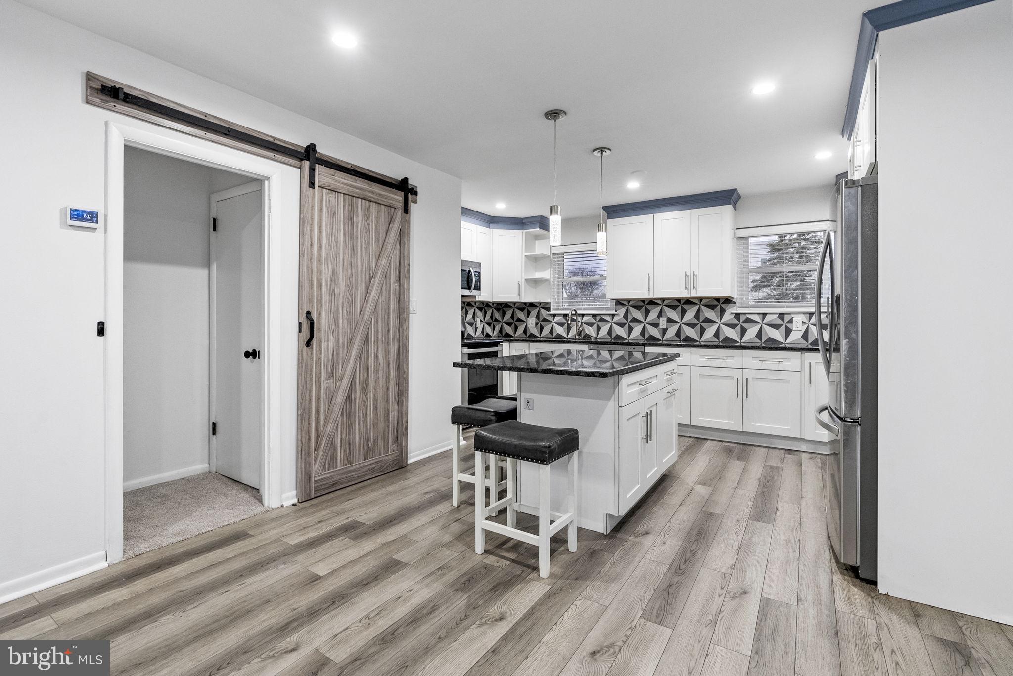 NORRIS HILLS - Residential