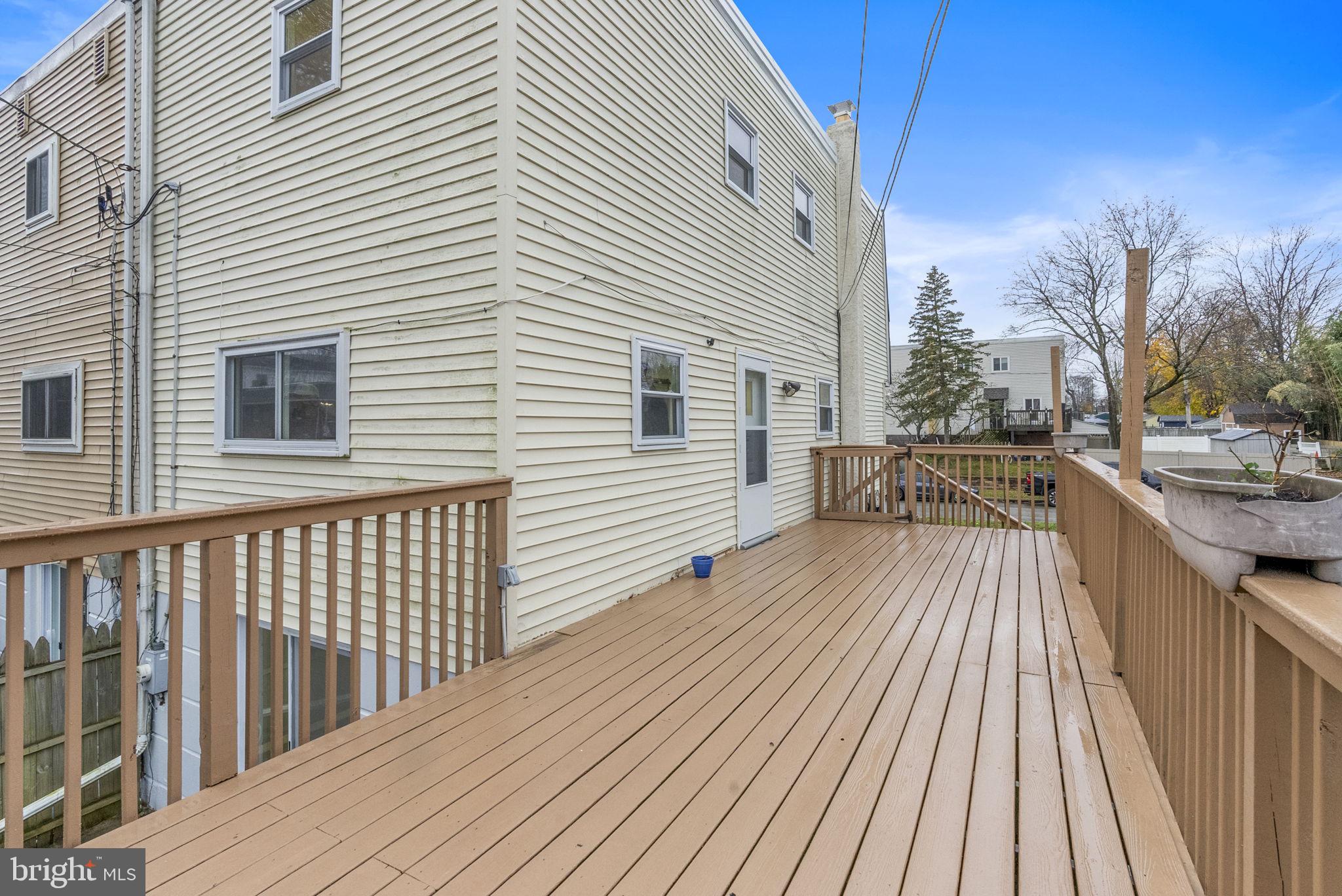 NORRIS HILLS - Residential