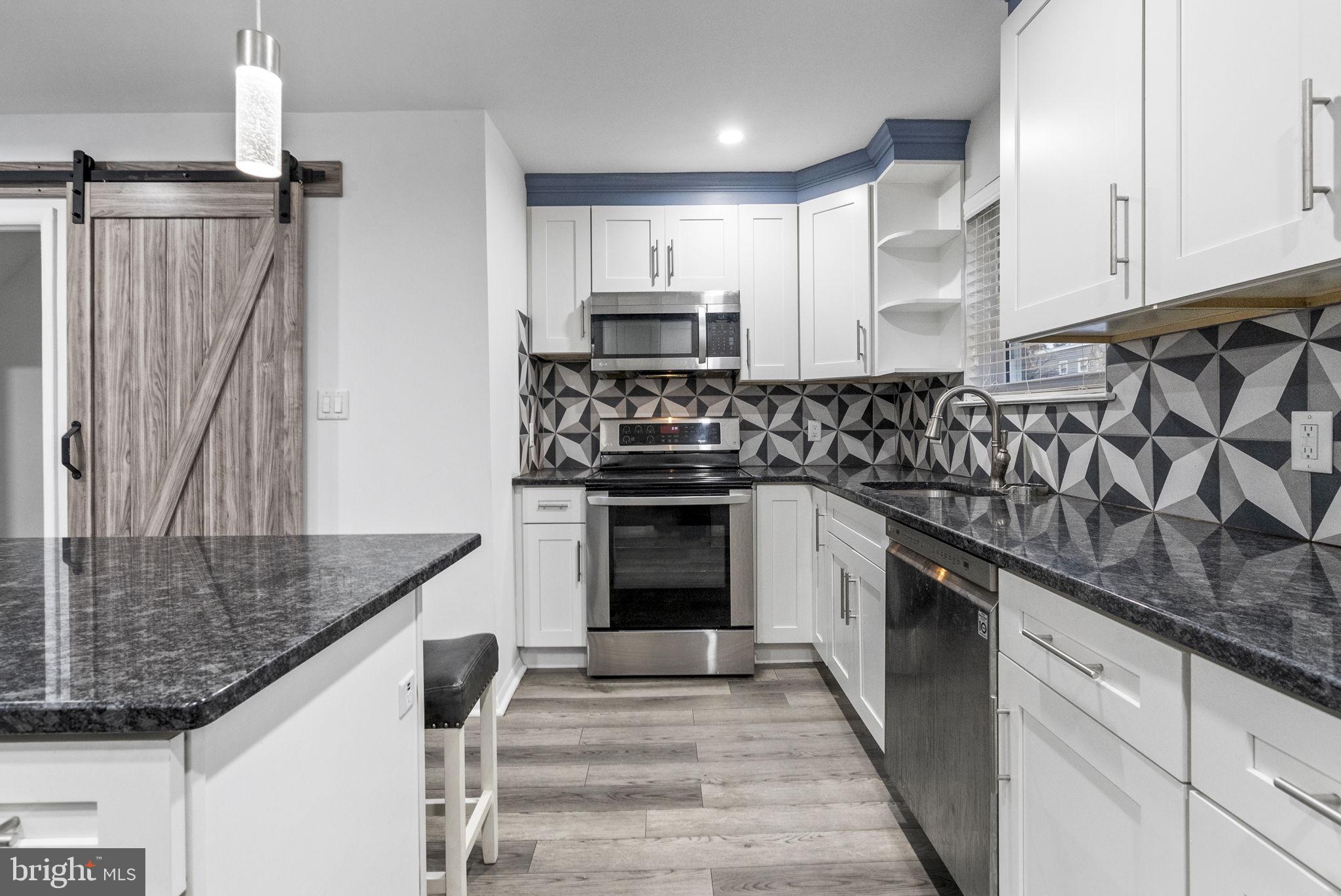 NORRIS HILLS - Residential