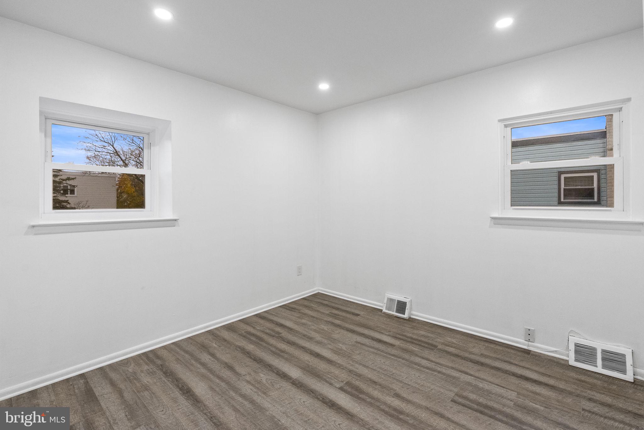 NORRIS HILLS - Residential