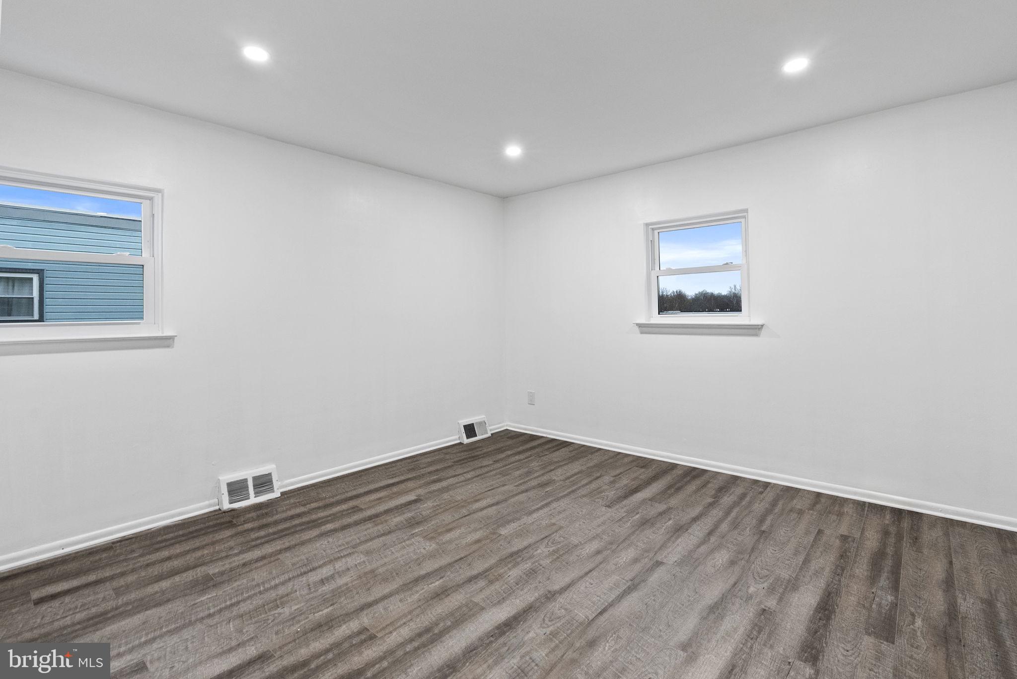 NORRIS HILLS - Residential