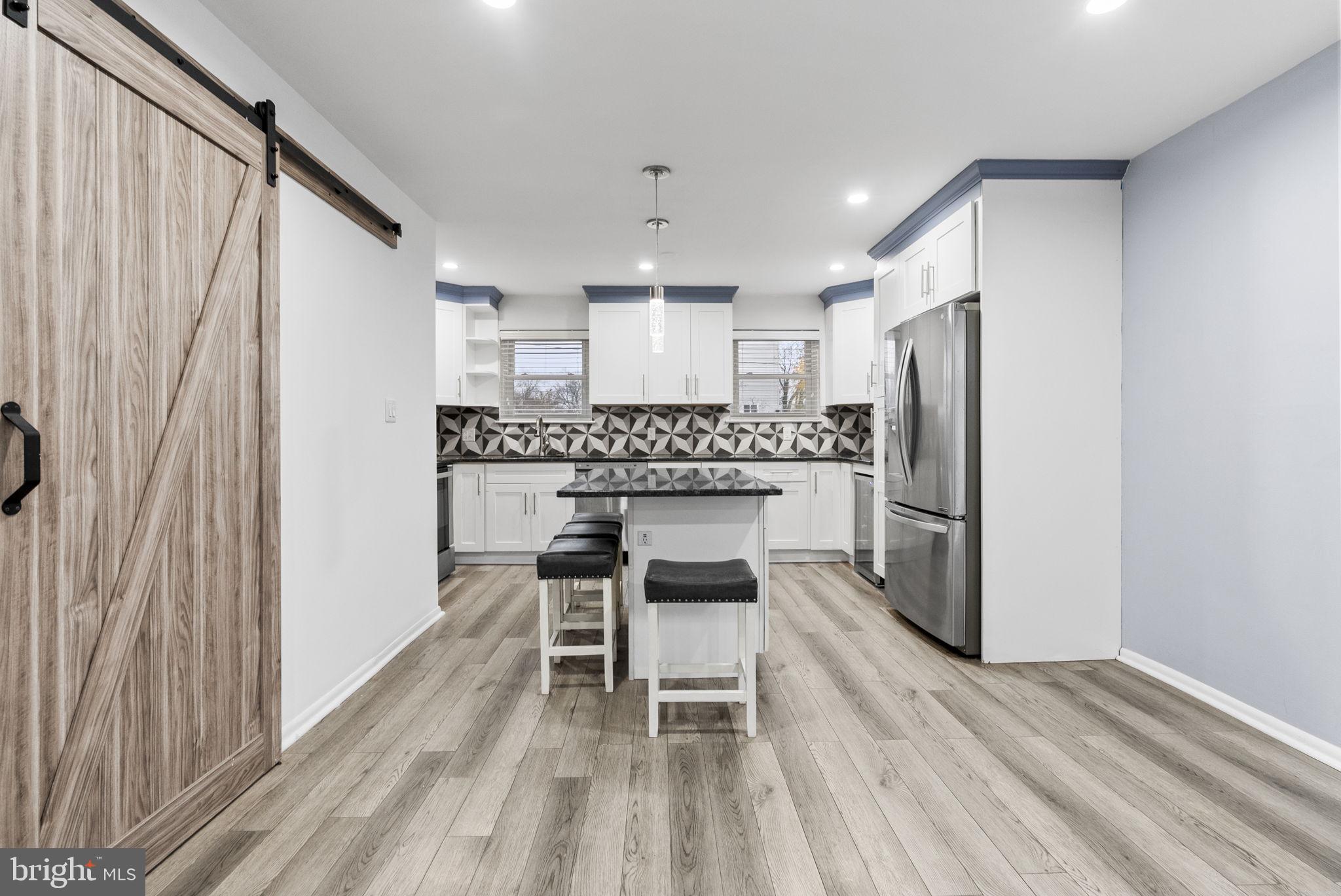 NORRIS HILLS - Residential