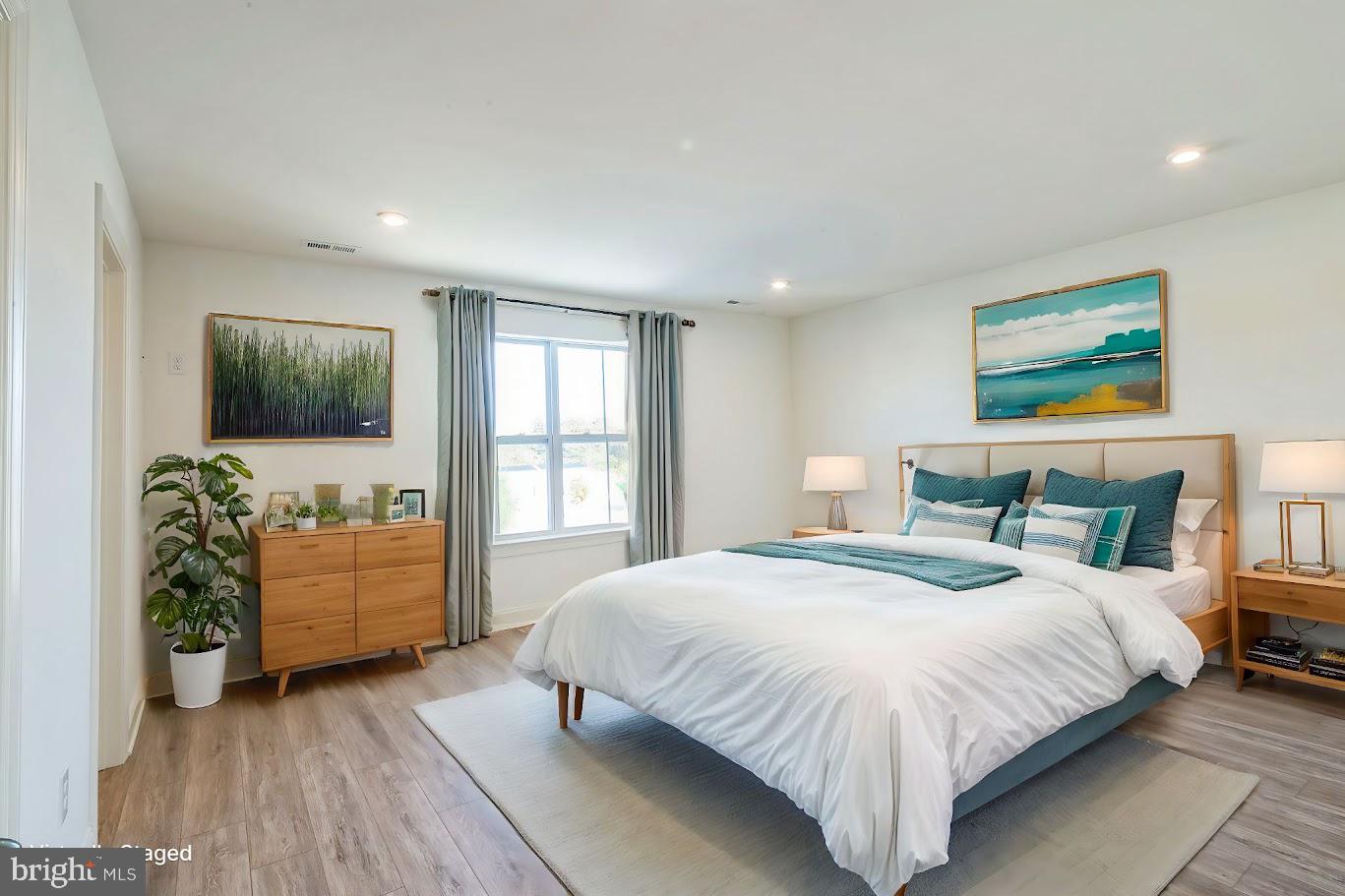 451/483 E MALAGA ROAD