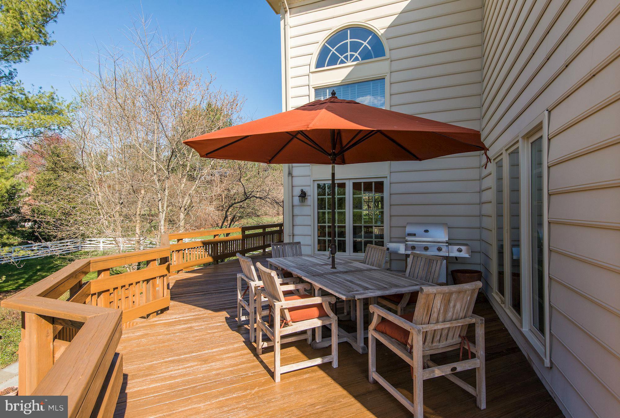 FORESTVILLE MEADOWS - Residential