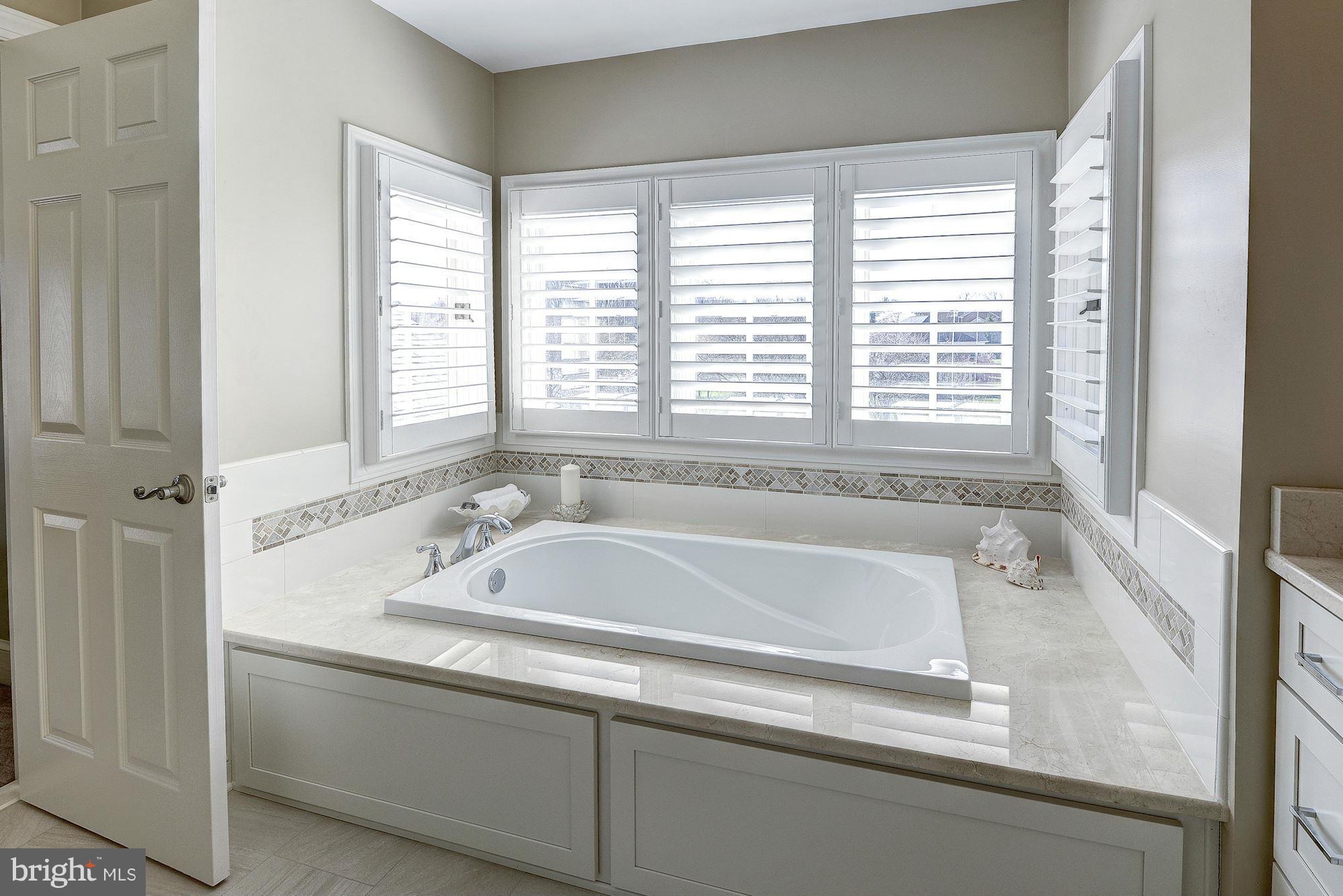 FORESTVILLE MEADOWS - Residential