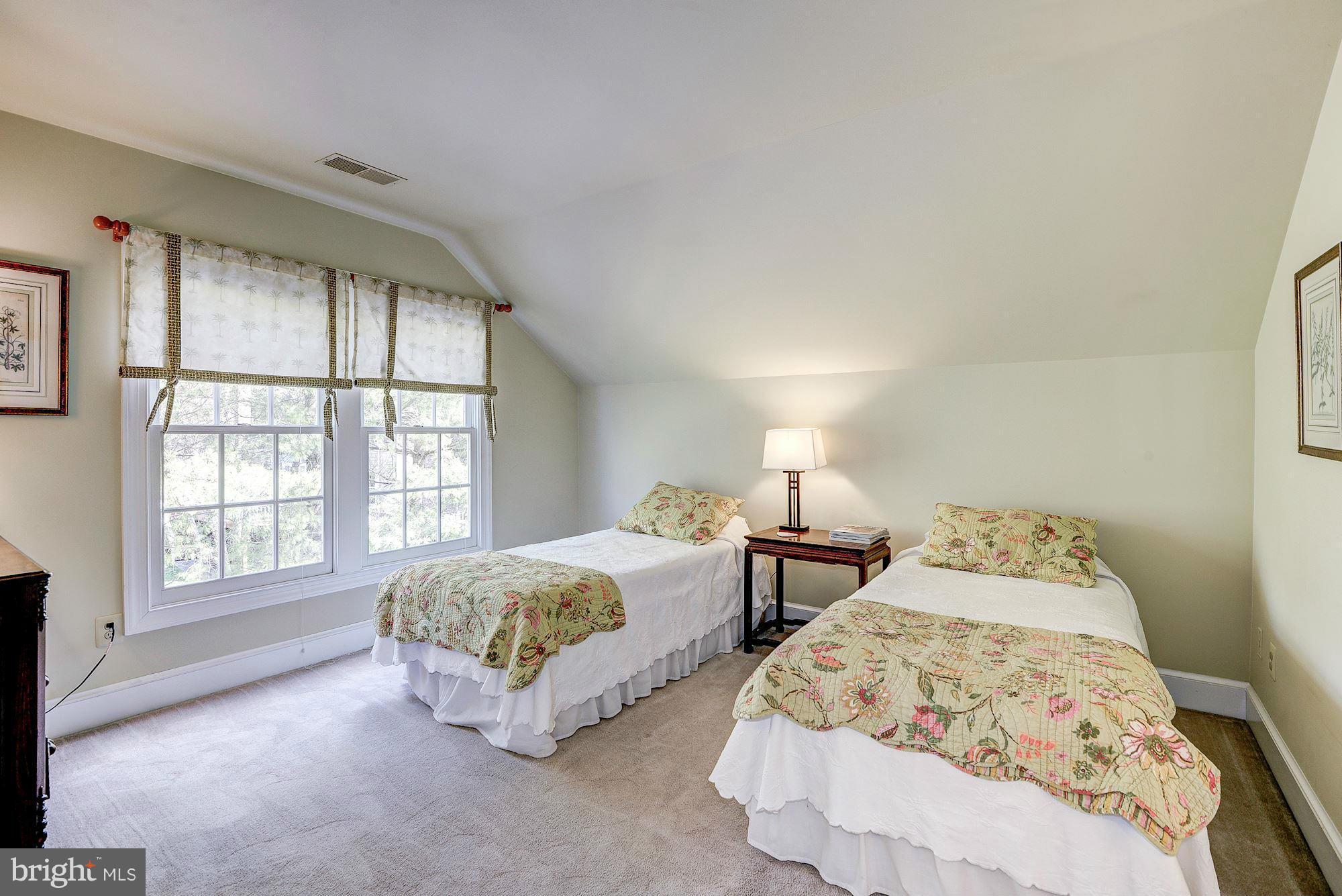 FORESTVILLE MEADOWS - Residential