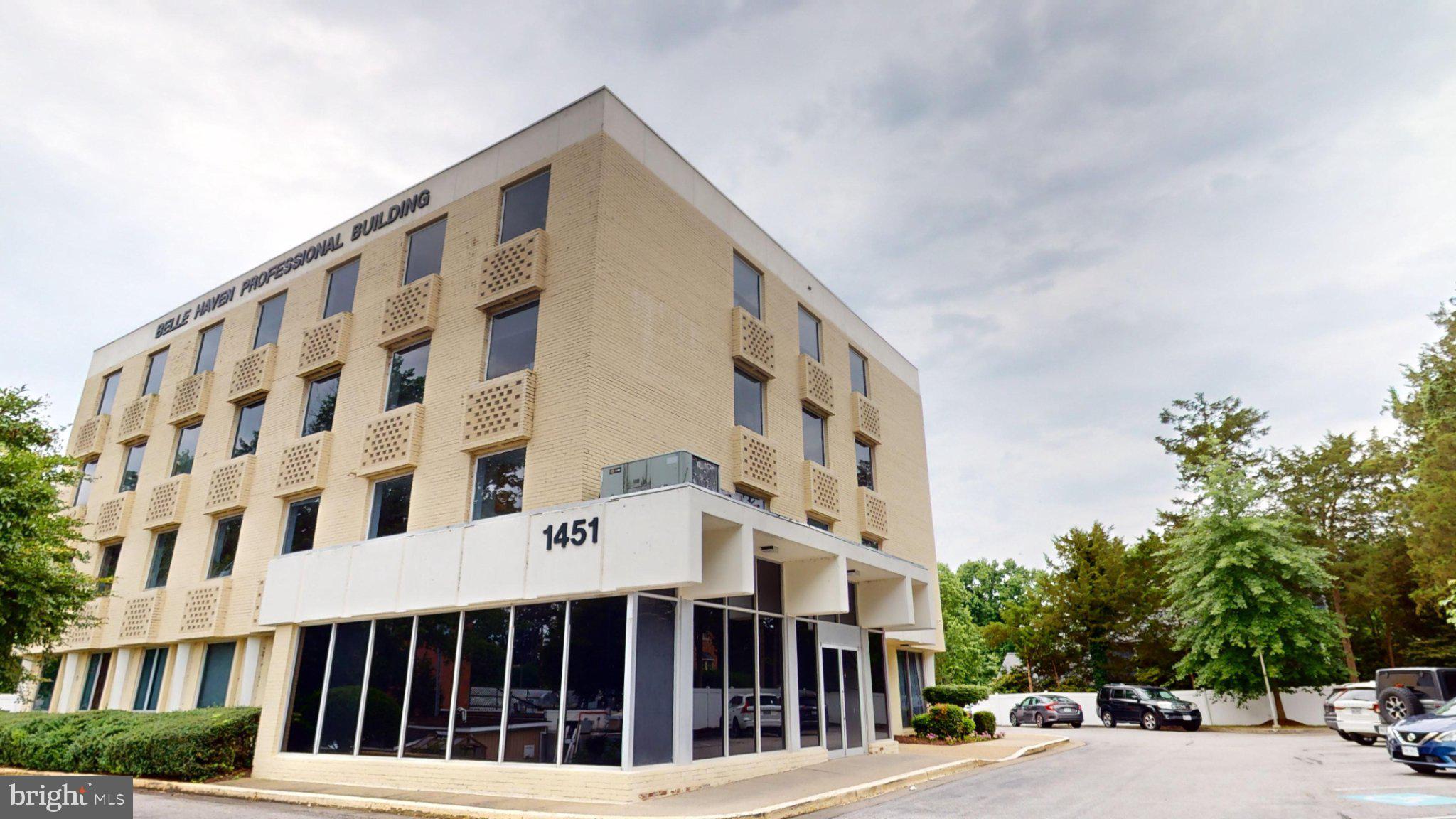 1451 BELLE HAVEN ROAD 220