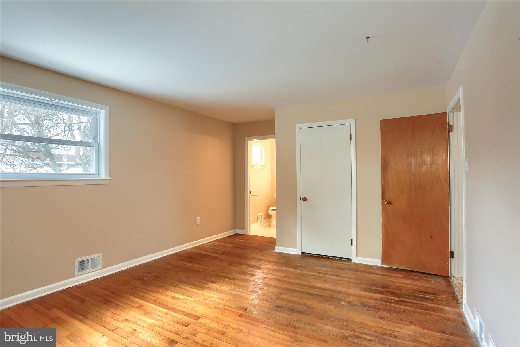 ROSSMOYNE MANOR - Residential