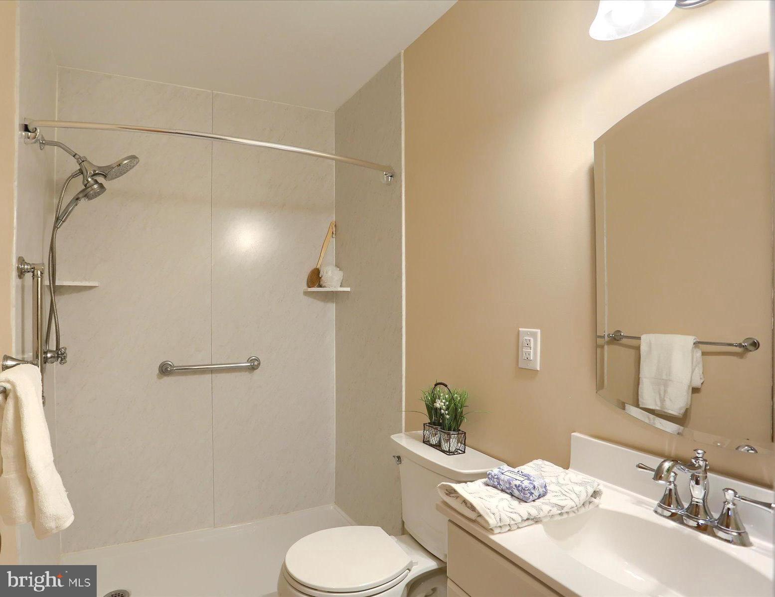 ROSSMOYNE MANOR - Residential