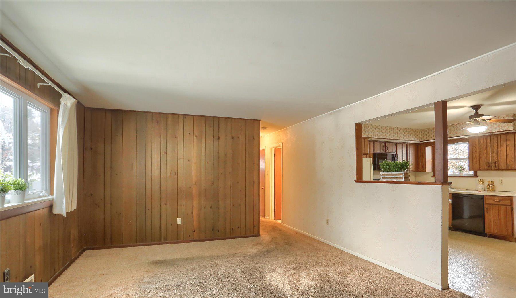 ROSSMOYNE MANOR - Residential