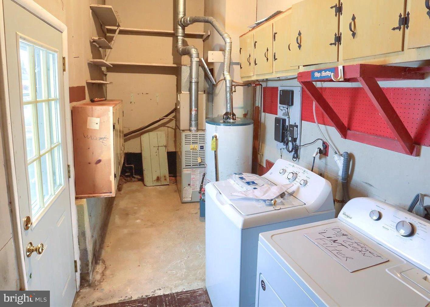 ROSSMOYNE MANOR - Residential