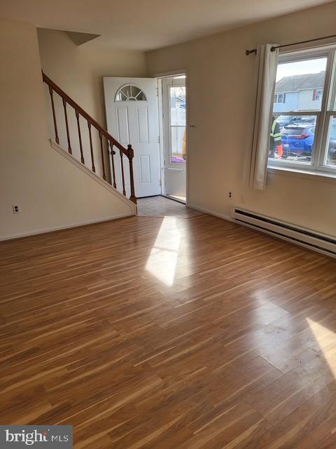 COLONIAL VIL - Residential Lease