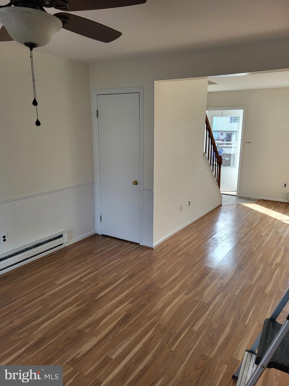 COLONIAL VIL - Residential Lease