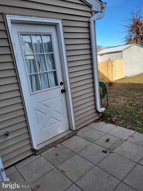 COLONIAL VIL - Residential Lease