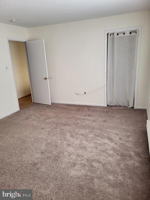 COLONIAL VIL - Residential Lease