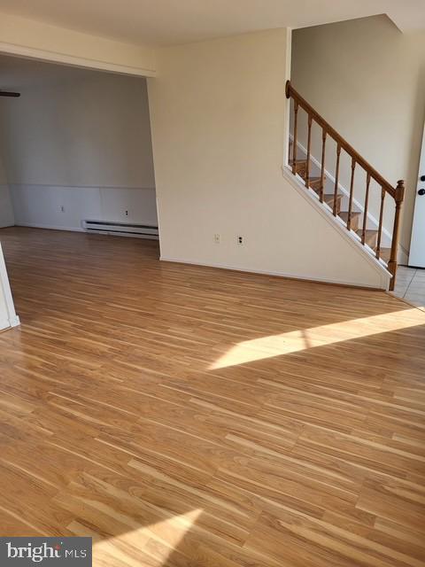 COLONIAL VIL - Residential Lease