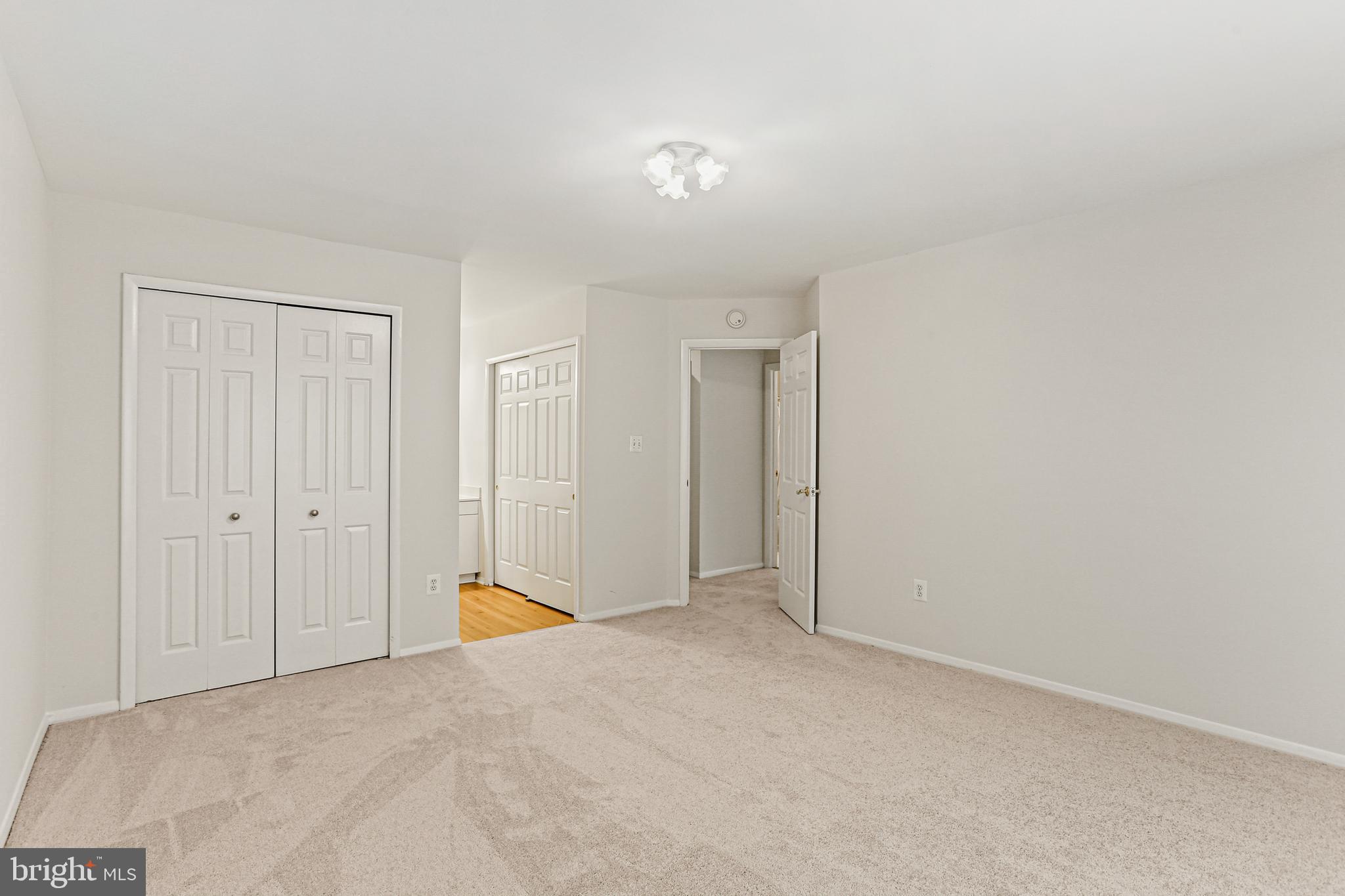 WOODLAND VILLAGE - Residential