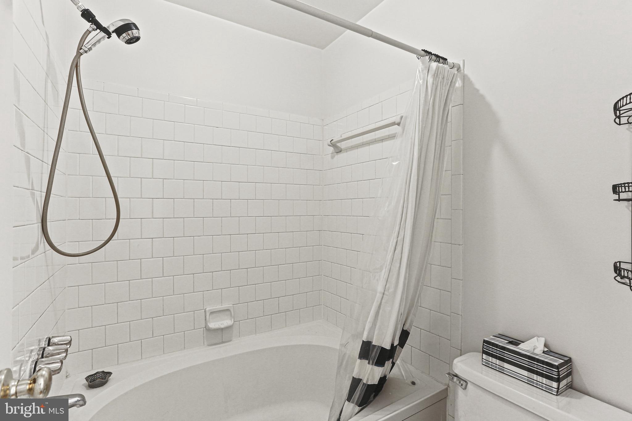 WOODLAND VILLAGE - Residential