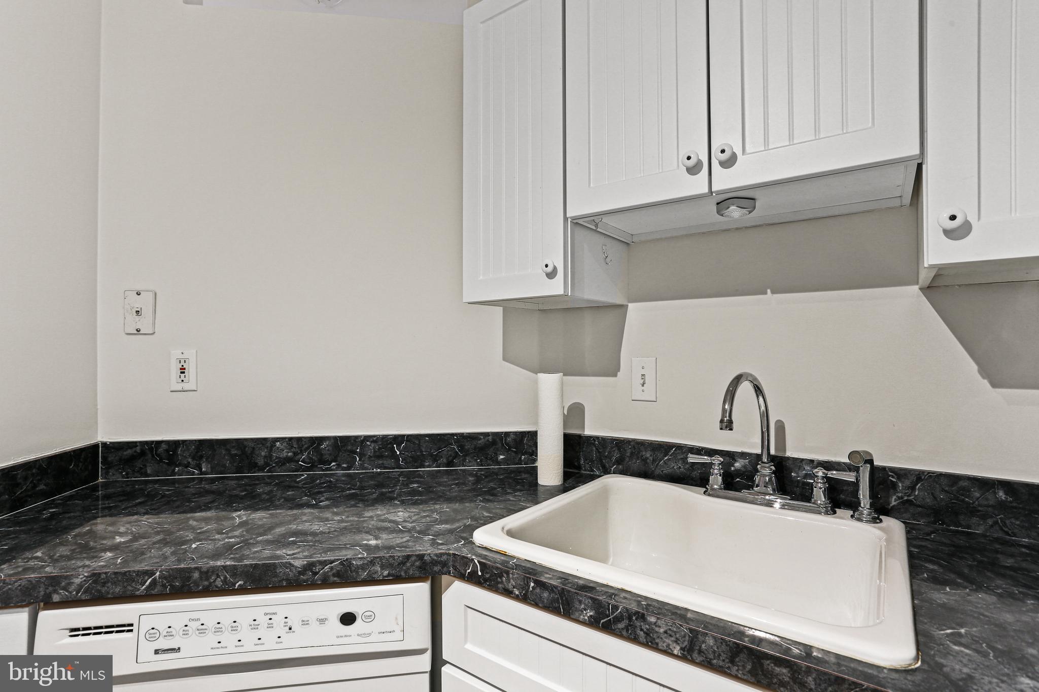 WOODLAND VILLAGE - Residential