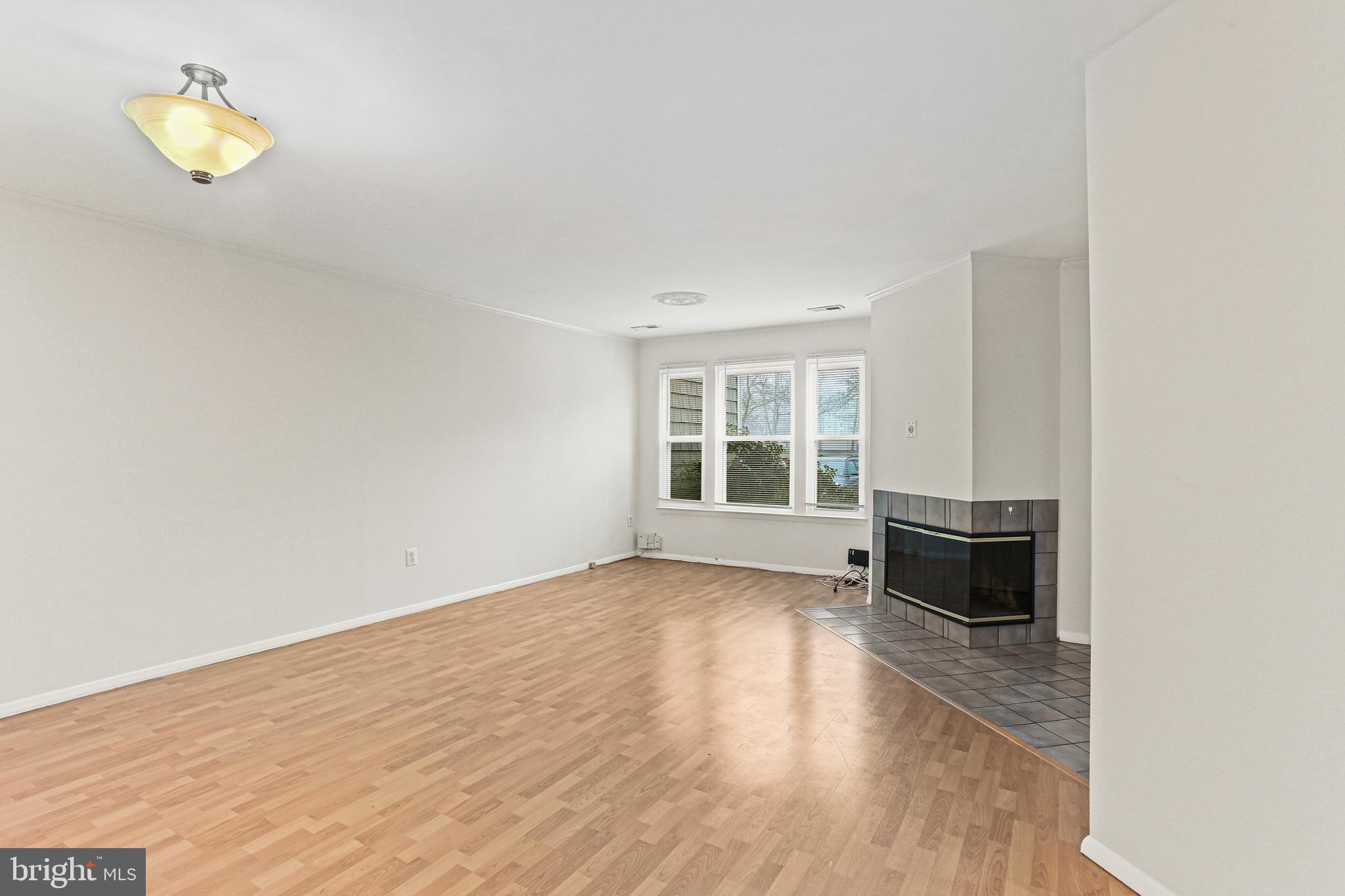 WOODLAND VILLAGE - Residential