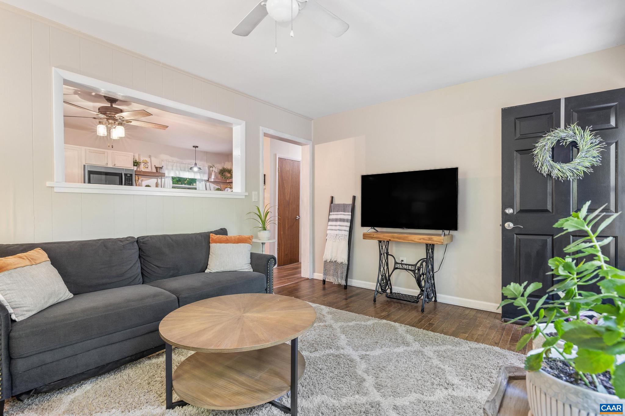 LAKE MONTICELLO - Residential