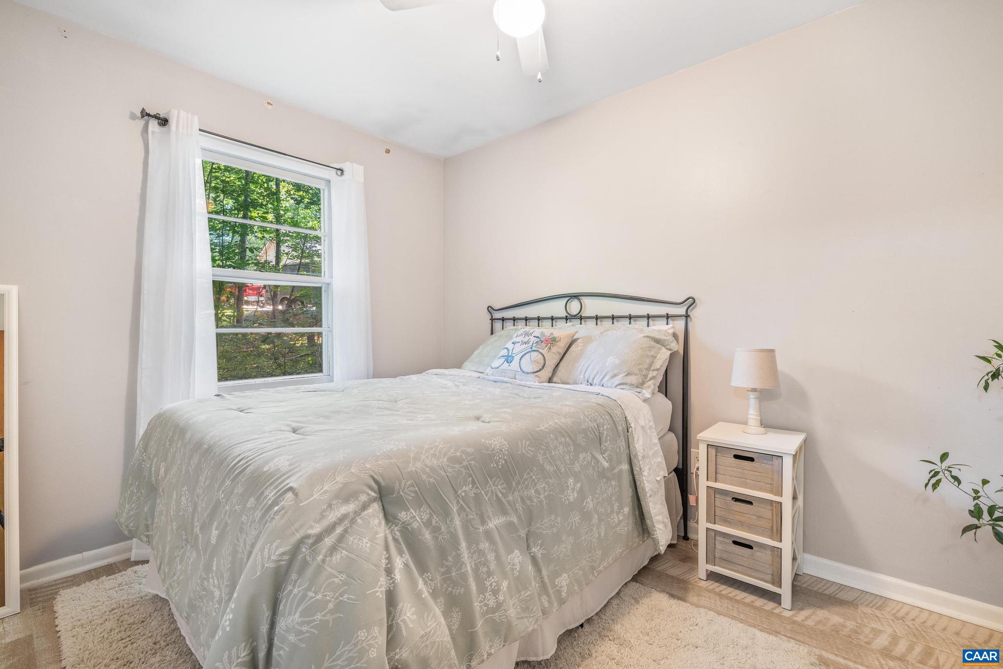 LAKE MONTICELLO - Residential