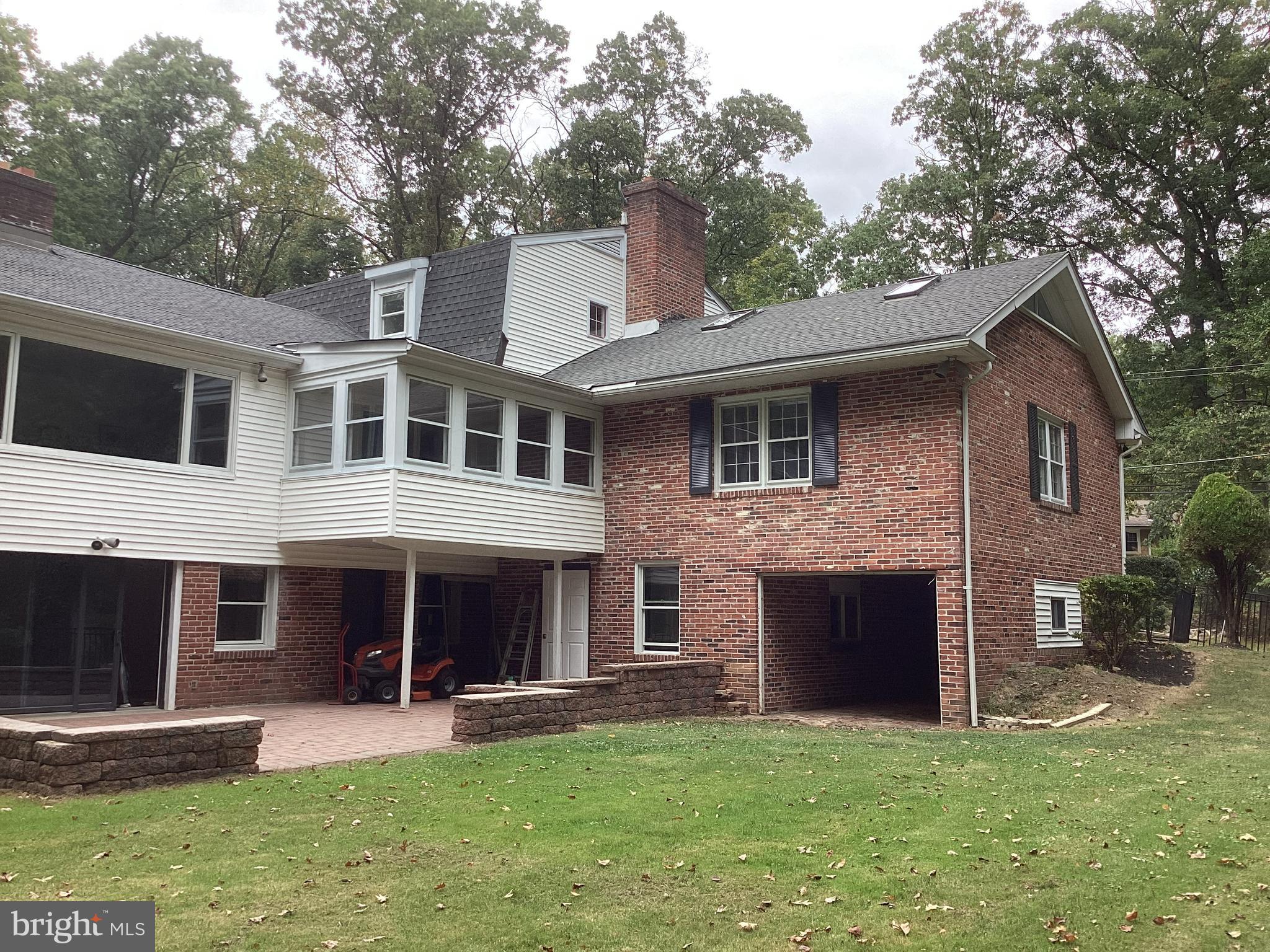 VALLEY FORGE - Residential