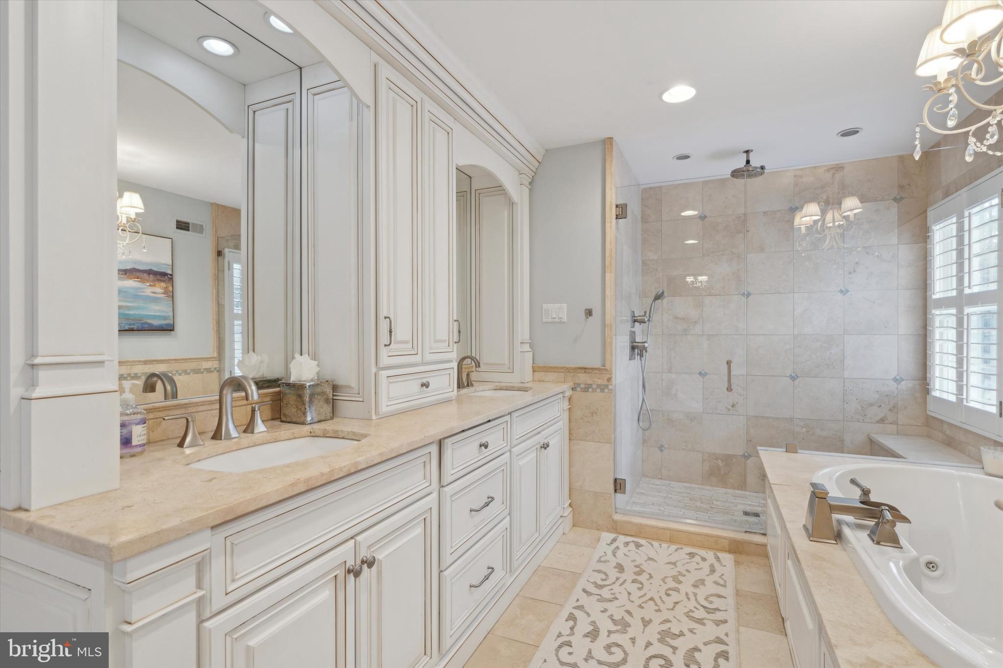 VALLEY FORGE MTN - Residential