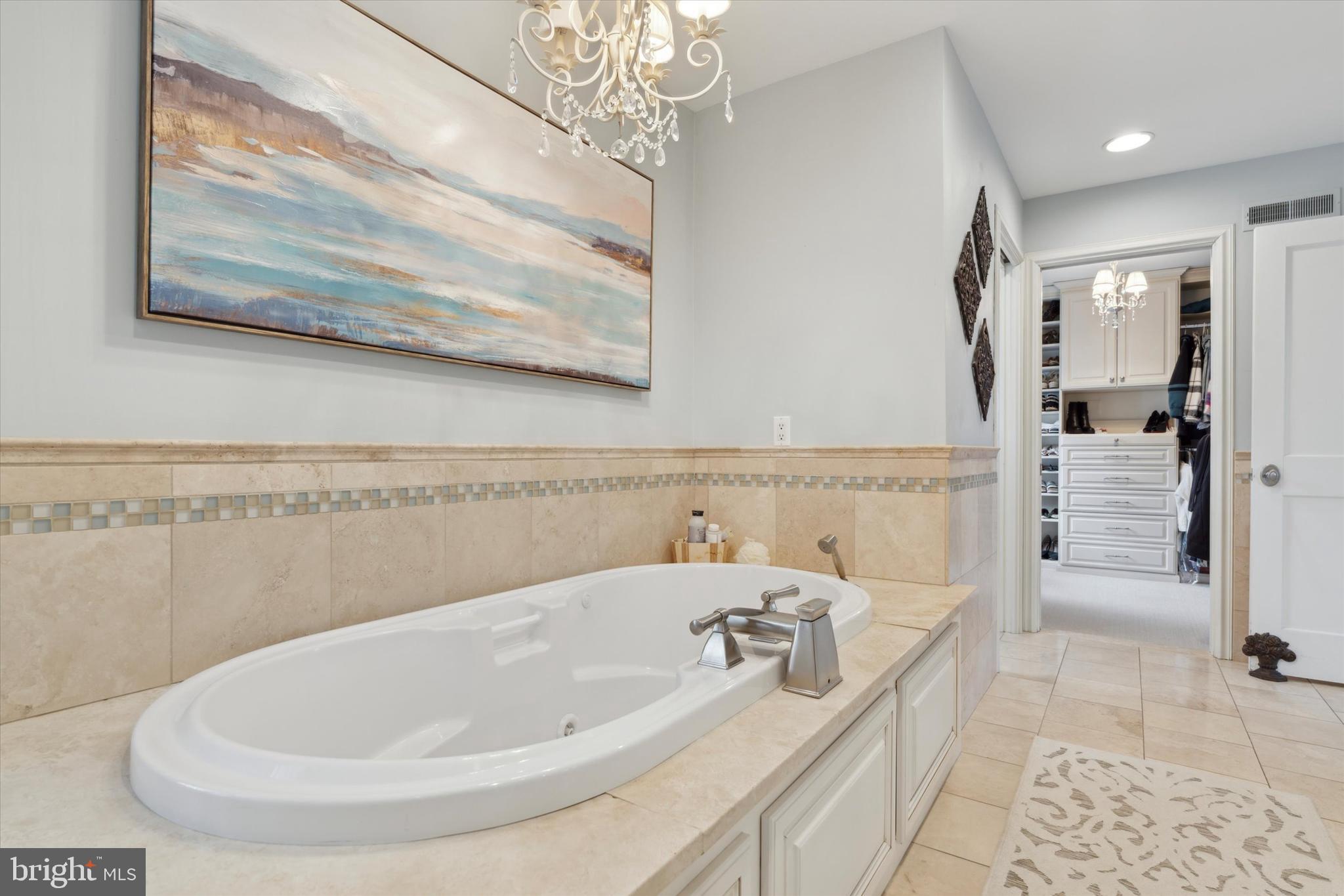 VALLEY FORGE MTN - Residential